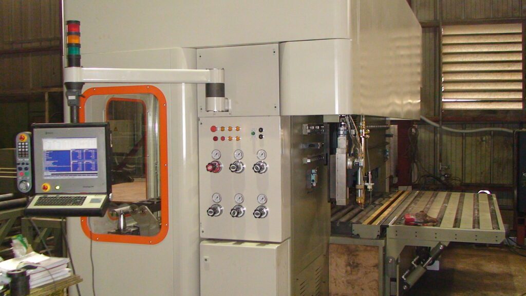 Fully automatic CNC control with special CAD CAM software